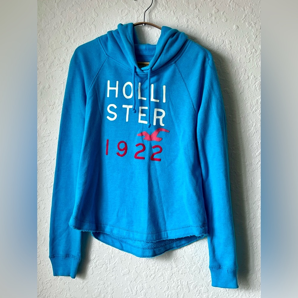 Hollister hoodie in teal blue